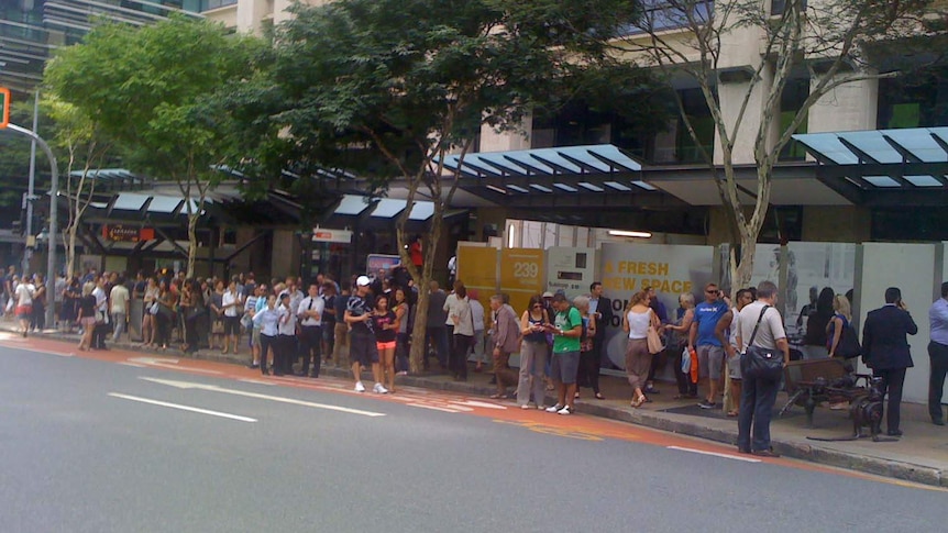 Brisbane shoppers evacuated from Queen Street Mall