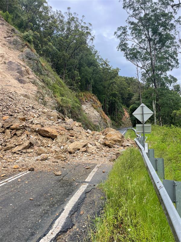 Minister says 'mountain is falling off' on notorious transport route