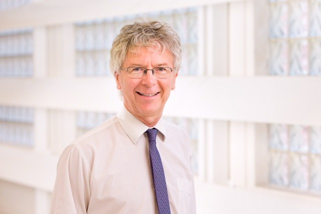 Changing Australia: Richard Dowell and developing the cochlear impant