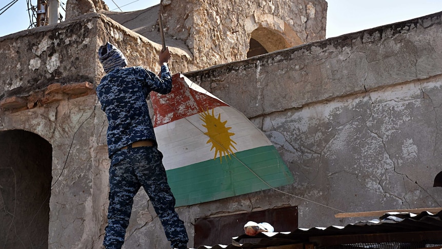 kurdish flag removed