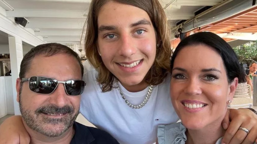 Balin Stewart with his parents Michael and Kerri-Lyn.