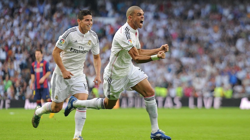 Real Madrid celebrates Pepe's goal in El Clasico