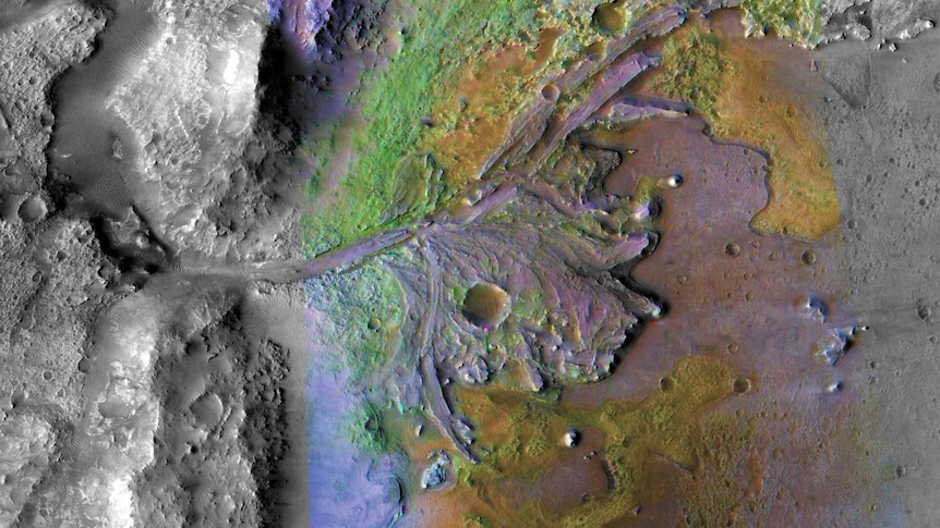 Mineral mapping of Jezero Crater