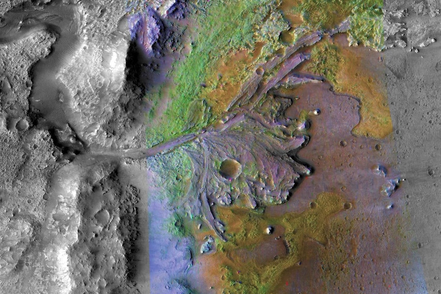 Mineral mapping of Jezero Crater