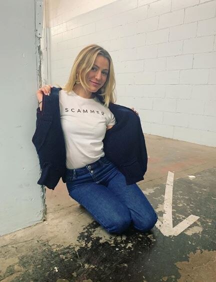 Who is Instagram influencer Caroline Calloway and why is the world