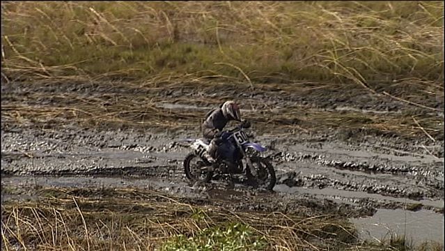 Kamfari rider gets stuck in the mud