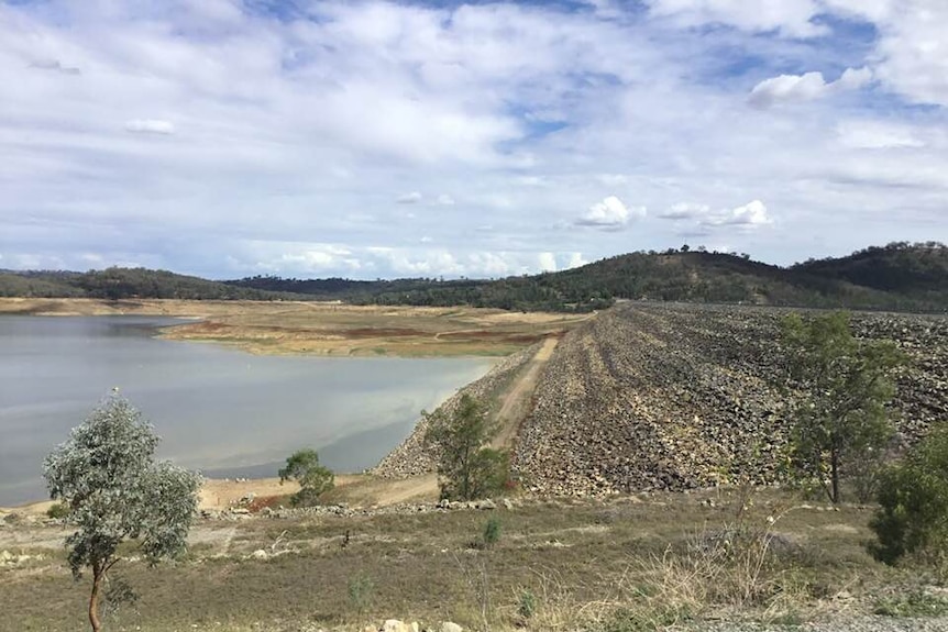 Burrendong Dam: six percent capacity on April 2019