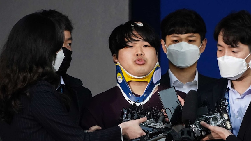 Porn Videos Chines Black Mail - South Korean chat room operator who blackmailed women into sharing explicit  videos sentenced to 40 years - ABC News
