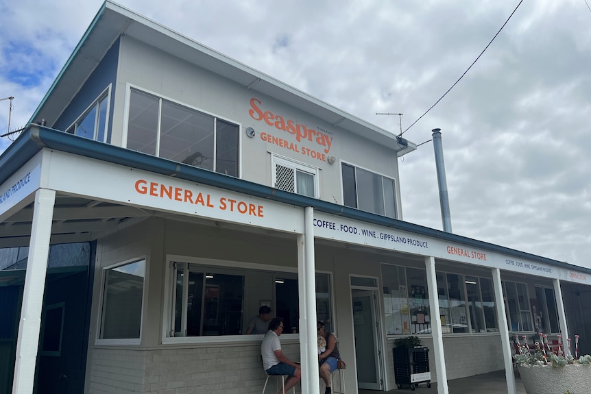 Seaspray General Store