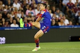 Mitchell Pearce kicks a field goal to clinch victory for Newcastle Knights over Manly Sea Eagles in round one of the NRL.