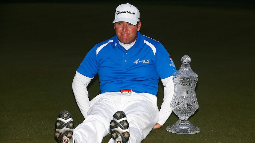 Points strikes the Dufnering pose