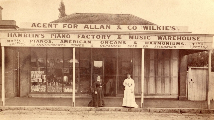 A historical image of the Hamblin piano shop in Kyneton.