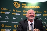 Graham Arnold re-signs as Socceroos coach
