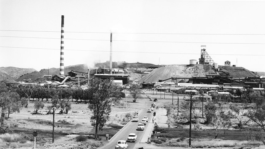 Mount Isa Mines feiert 100 Jahre Innovation, aber die Schließung der Kupferindustrie droht