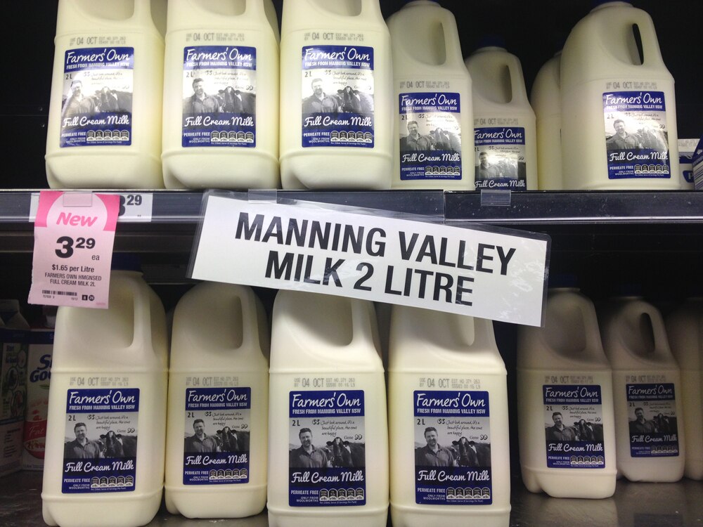 Queensland dairy farms sign milk supply agreement with Woolworths to ...