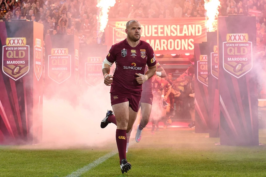 Nate Myles runs out for State of Origin III
