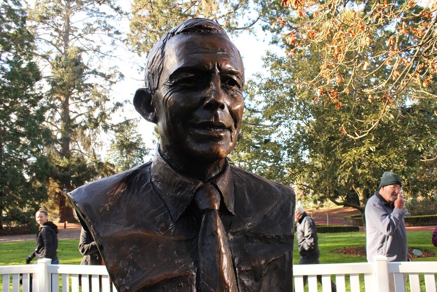 A photo shows a bronze portrait of former prime minister Tony Abbott.
