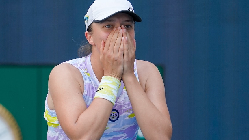 La retraite d’Ash Barty a fait pleurer le nouveau numéro un mondial Iga Świątek pendant 40 minutes