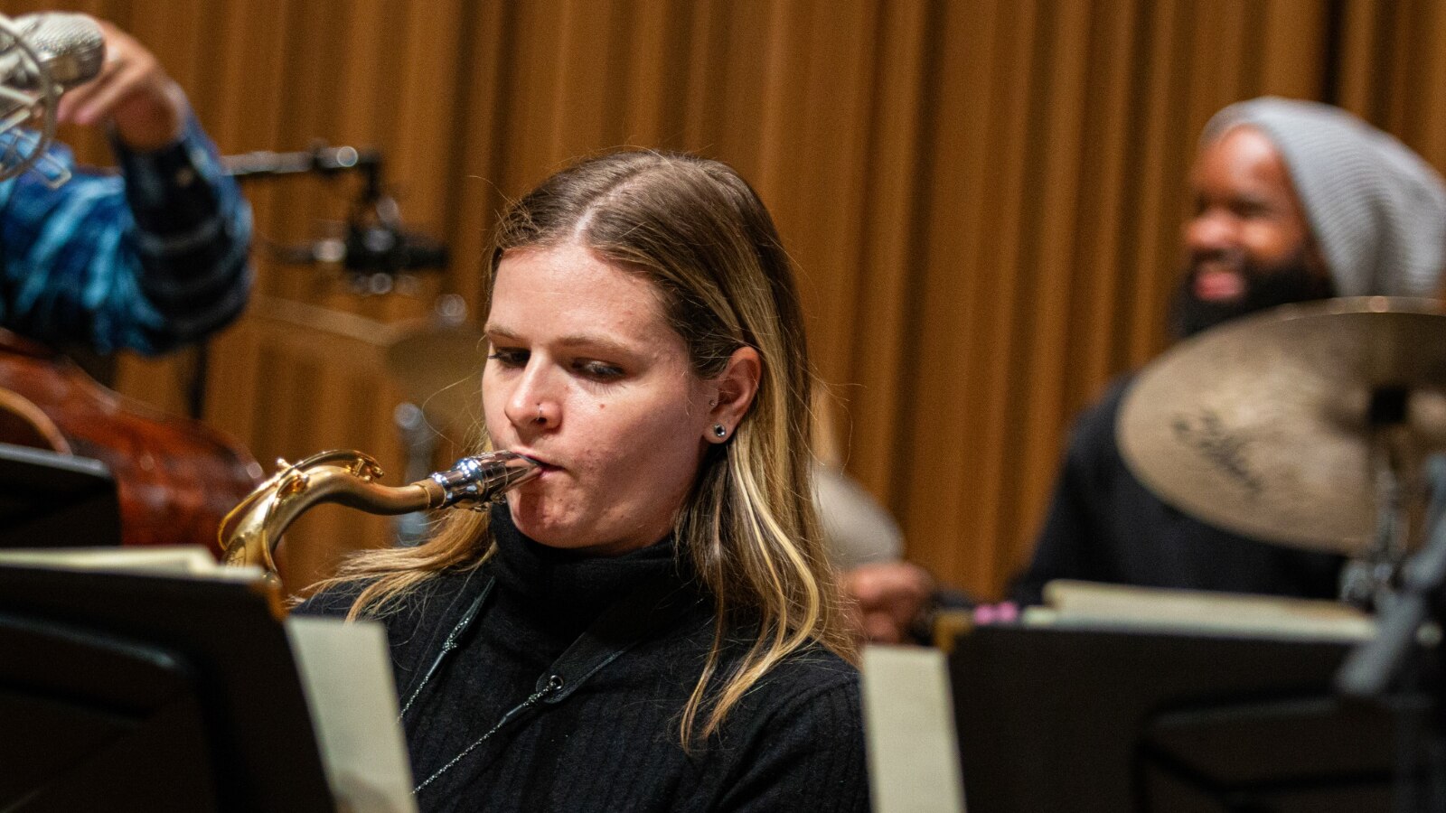 Nicole Glover plays with the Lincoln Ceter Jazz Orchestra