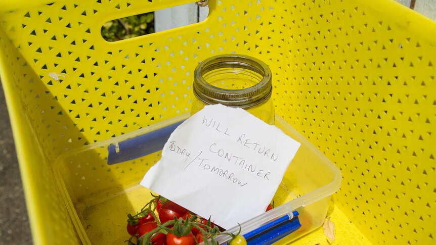 A note in a yellow box.