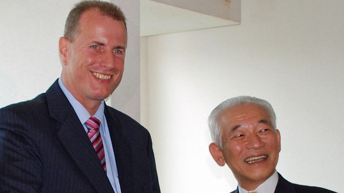 Chief Minister, Paul Henderson, and Inpex president, Naoki Kuroda.