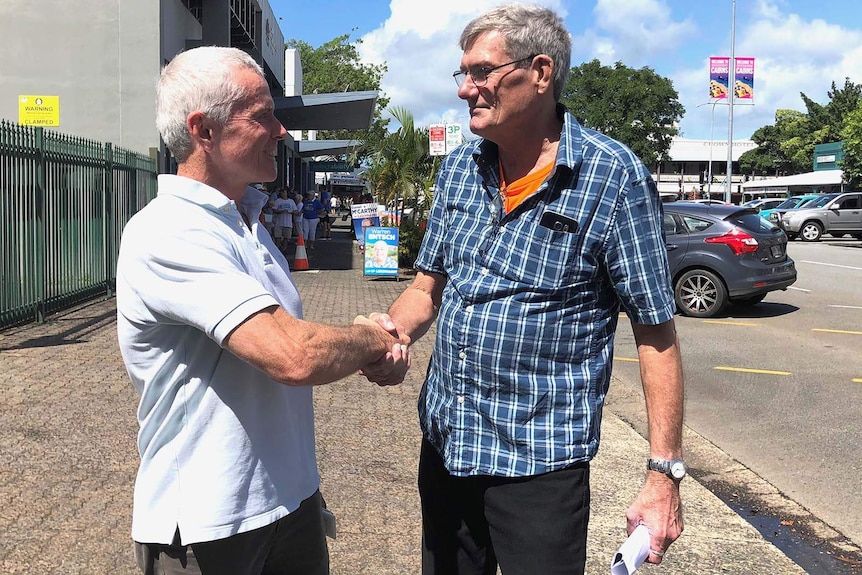 Malcolm Roberts (L) and Ross Macdonald