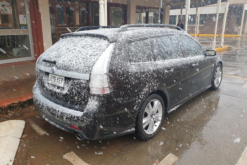 Snow on a station wagon