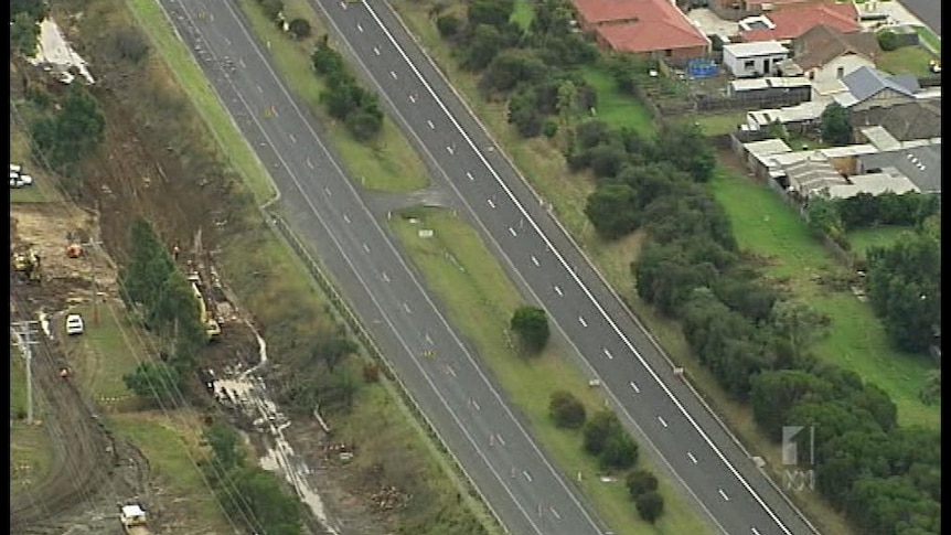 Highway reopens at Morwell
