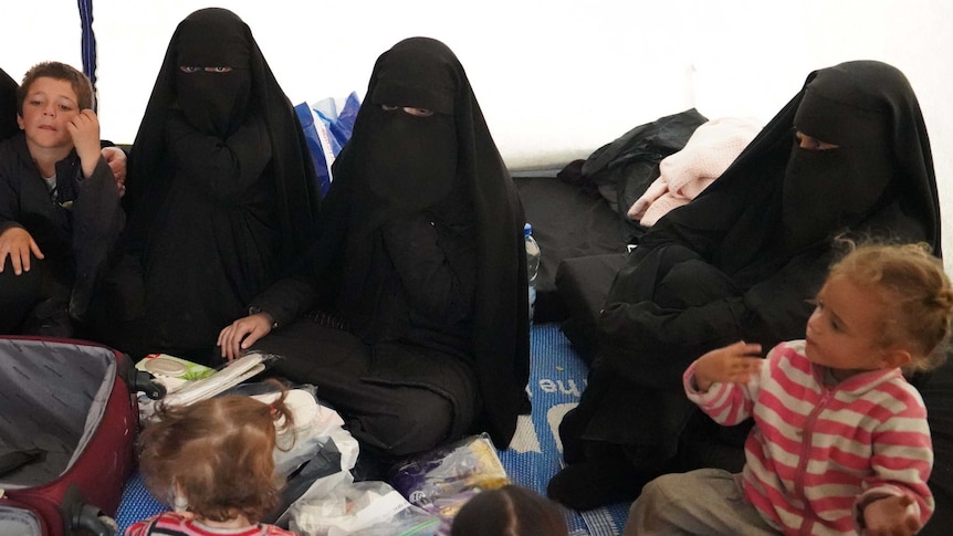 Humzeh, Hoda and Zaynab Sharrouf, Zaynab's children and another Australian woman and her children.