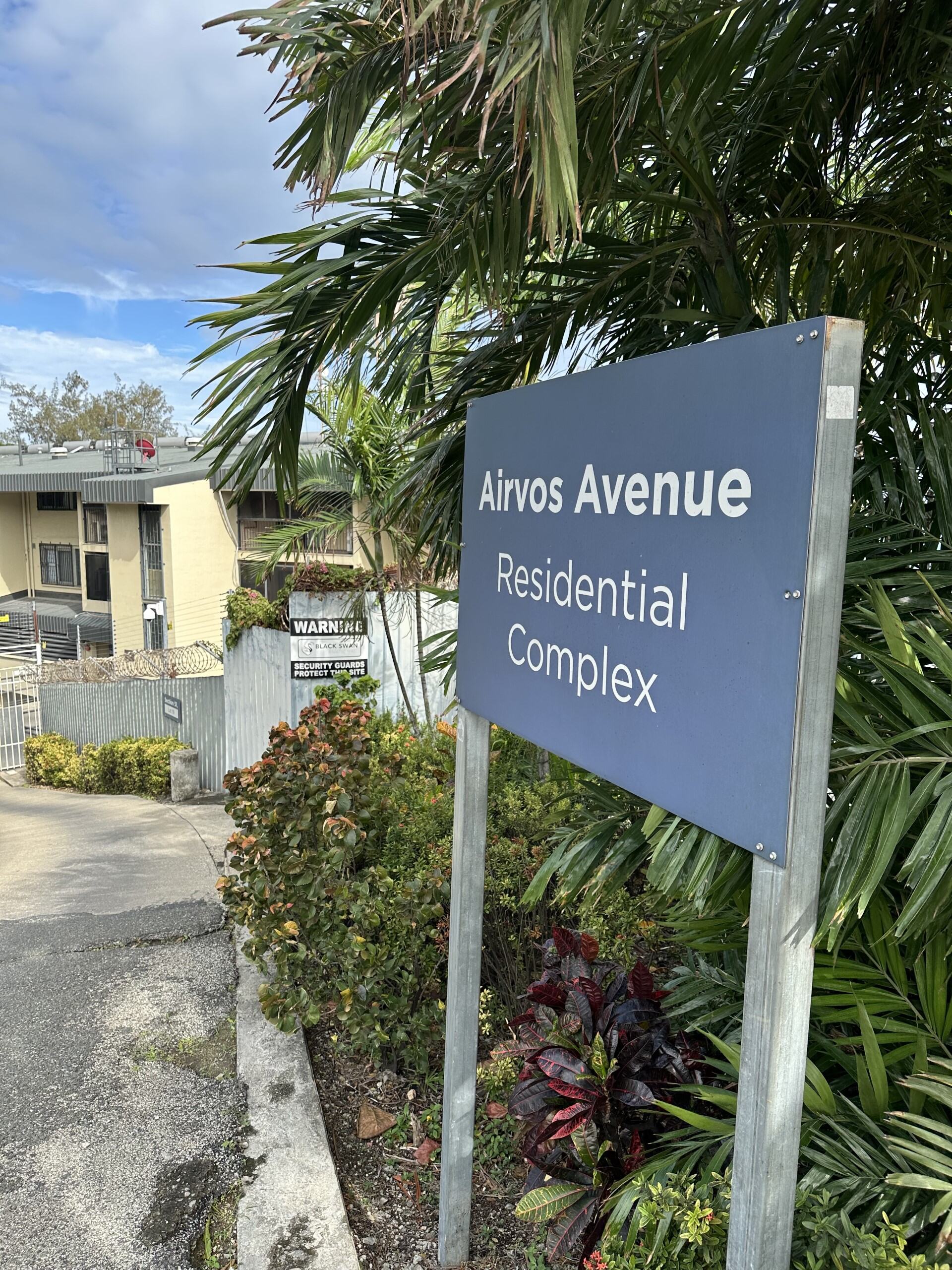 A sign saying Airvos Avenue Residential Complex