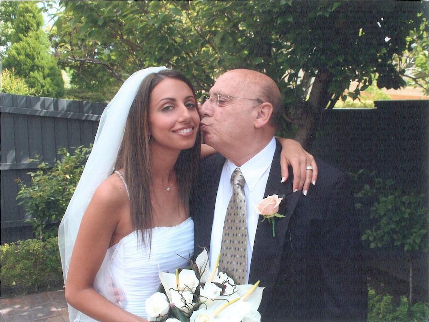 Tuvia Lipson with his granddaughter, Melanie, in 2007 at her wedding.