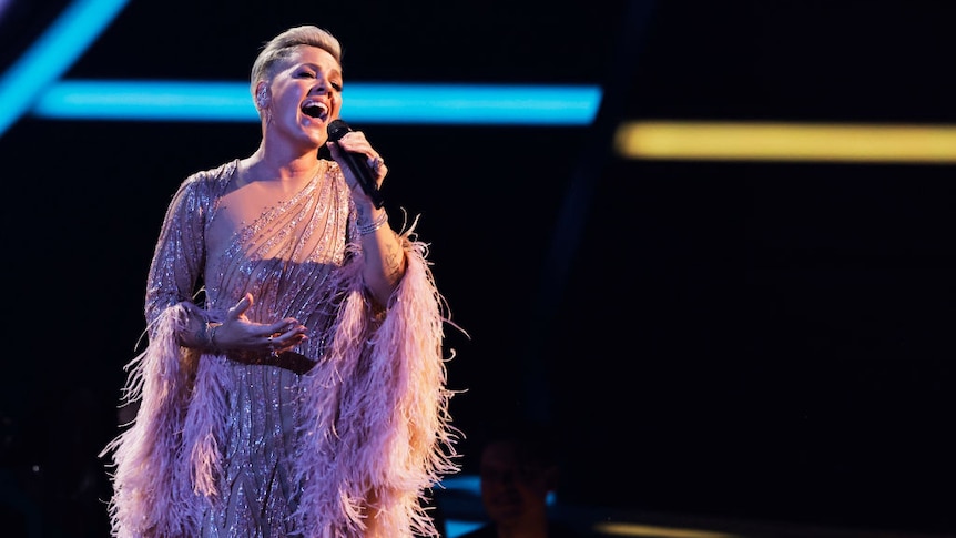 P!NK fans flock to Townsville as pop star prepares to take the