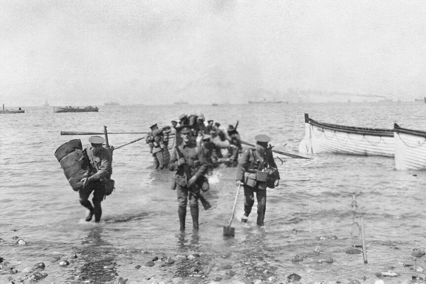 Photo by Charles Bean of soldiers at Gallipoli Peninsula in Turkey. 1915.