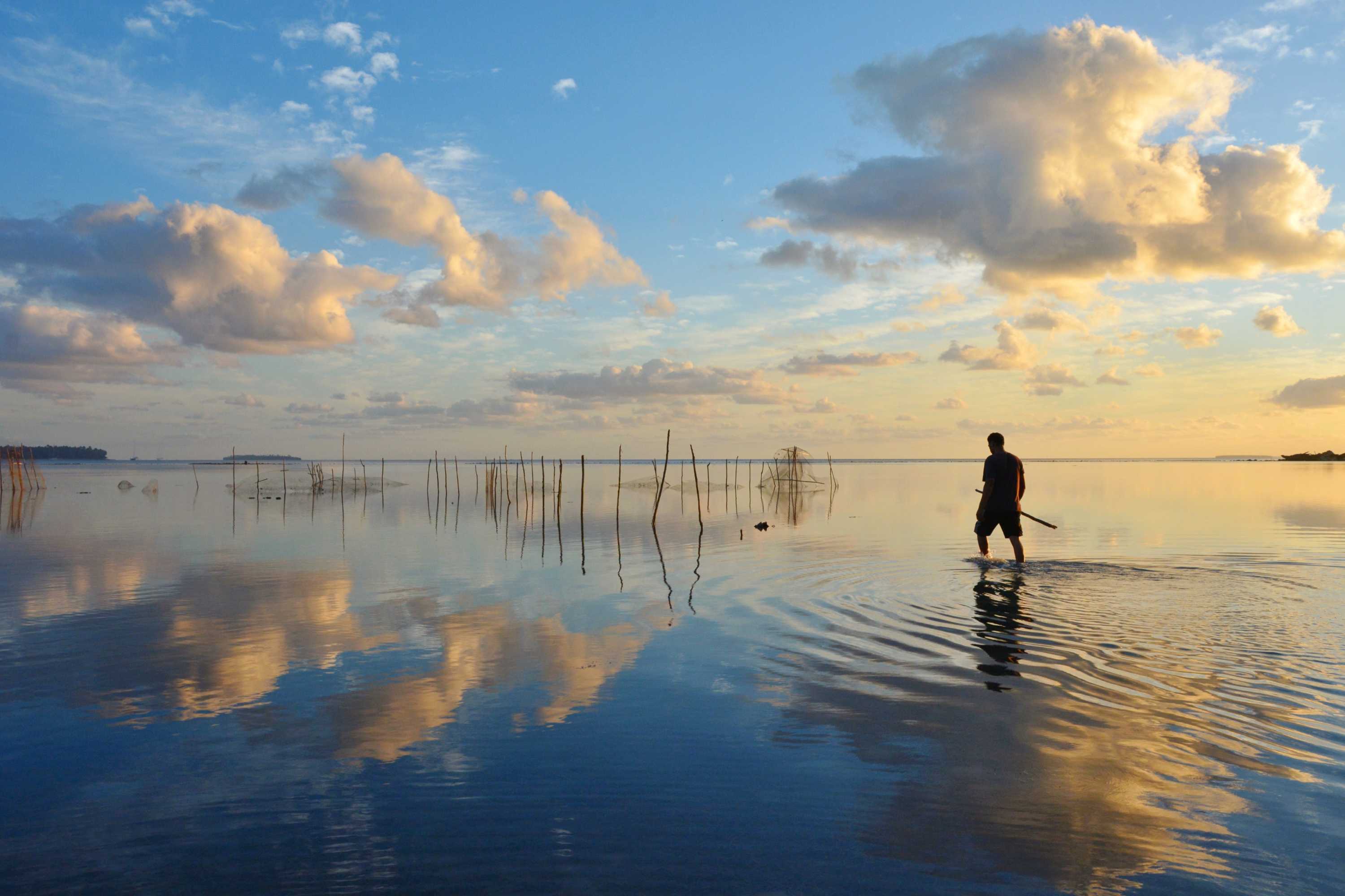 Sacred landscapes: religion and ecology around the Pacific