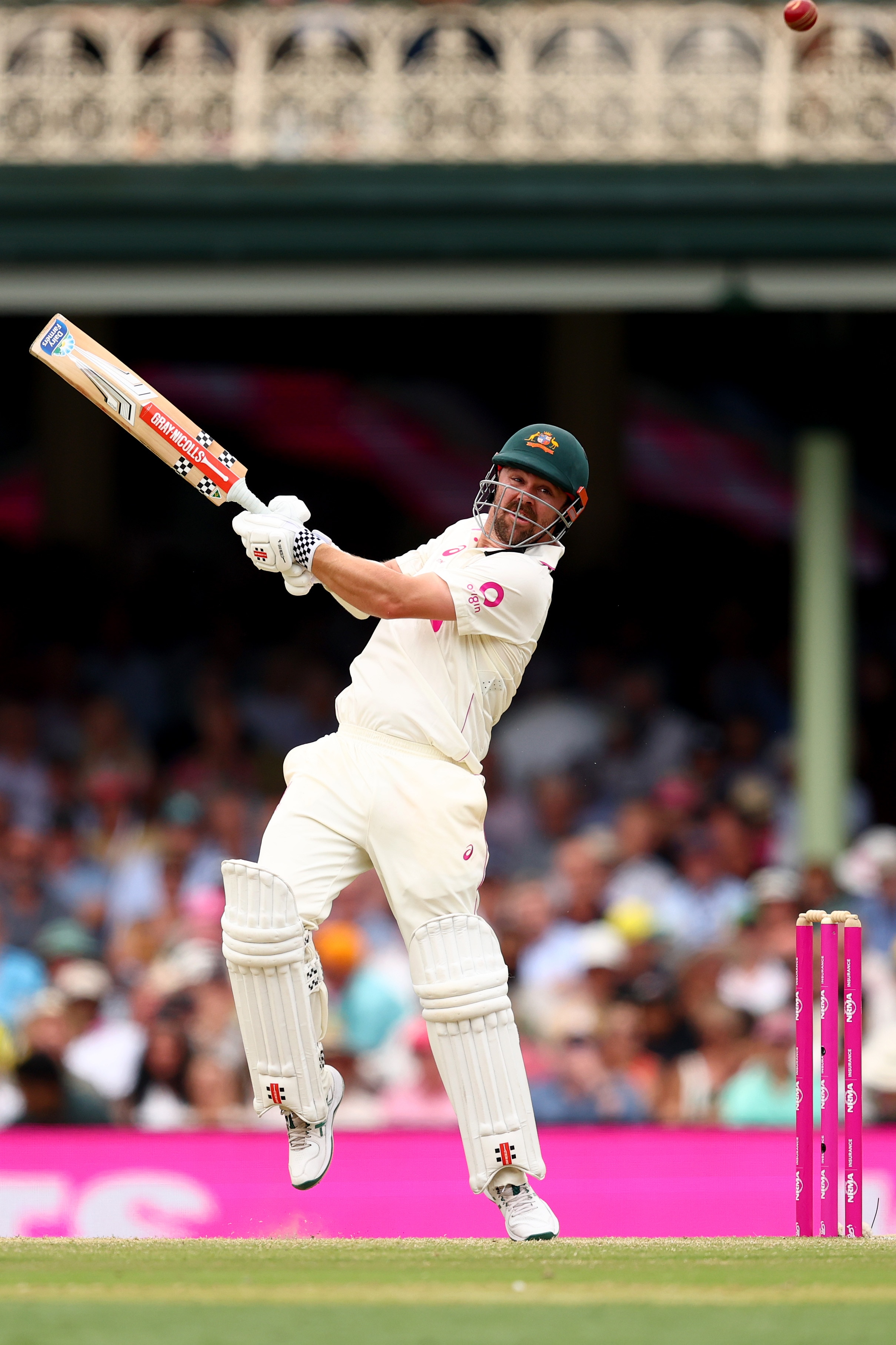 Live: Travis Head nearing another Ashes ton to start day three at SCG