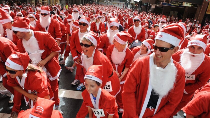 Sydney Santas run for charity