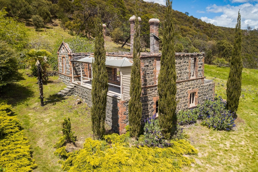 A close up of a burnt out historic stone house at Duck Reach in Launceston