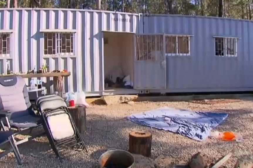 Converted shipping cabin in Kurrajong where couple died from suspected asphyxiation