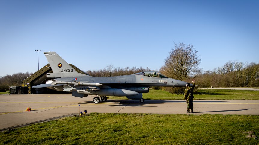 Dutch F-16 fighters planes