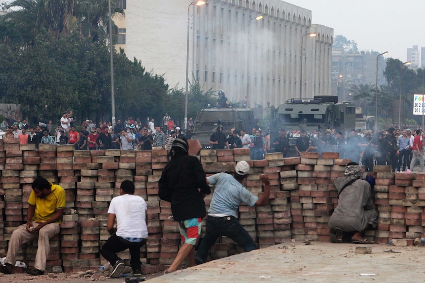 Pro-Morsi protesters thrown stones