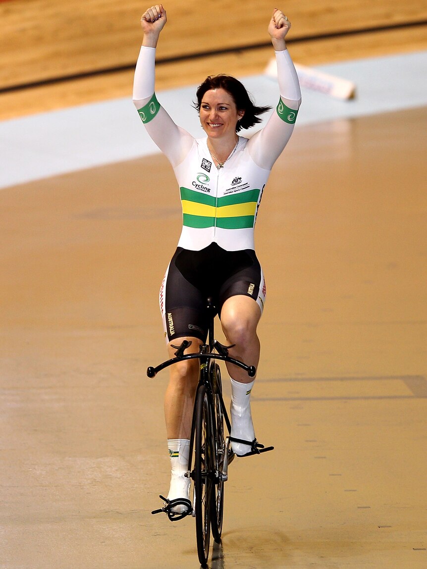 Anna Meares rides a victory lap