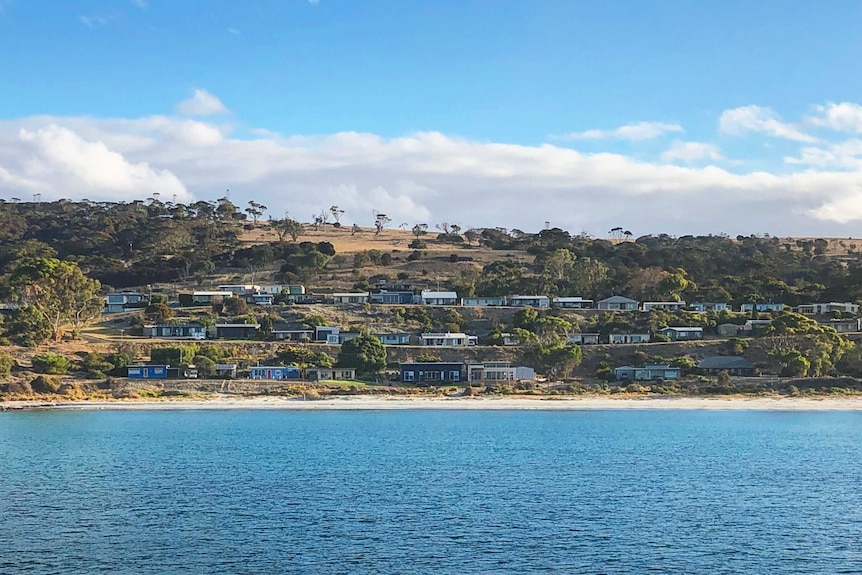 Houses on the shore of Kangaroo Island