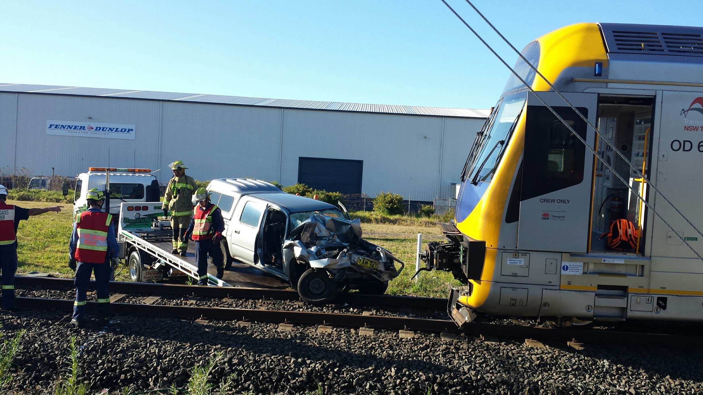 Elderly Couple Flees As Train Smashes Into Broken-down Car At Unanderra ...