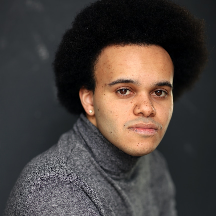 Headshot of actor and singer Tarik Frimpong