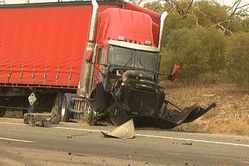 B-double truck after crash in SA's south east, Good Friday 2013