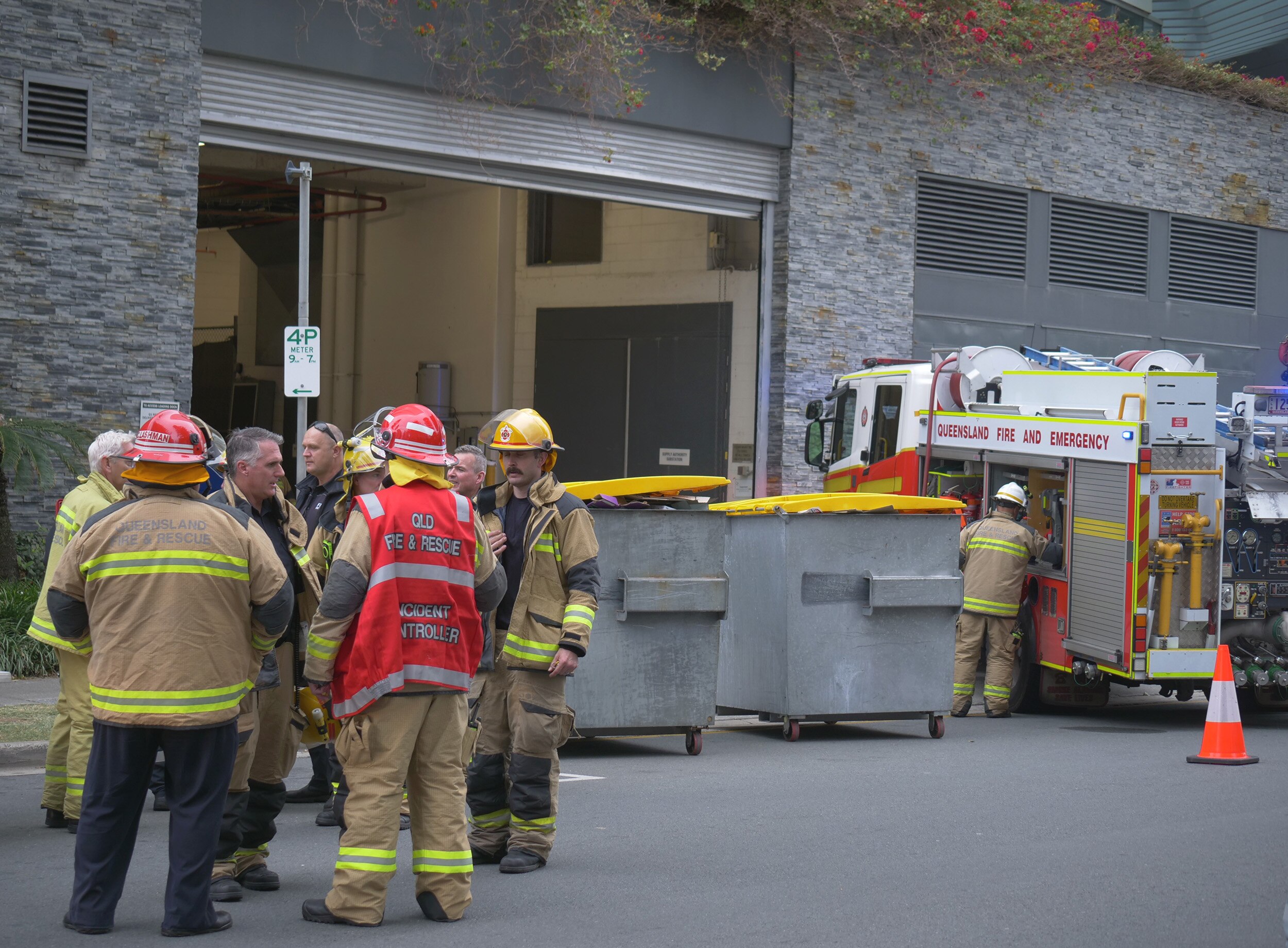 Hundreds evacuated from Q1 residential tower on the Gold Coast after