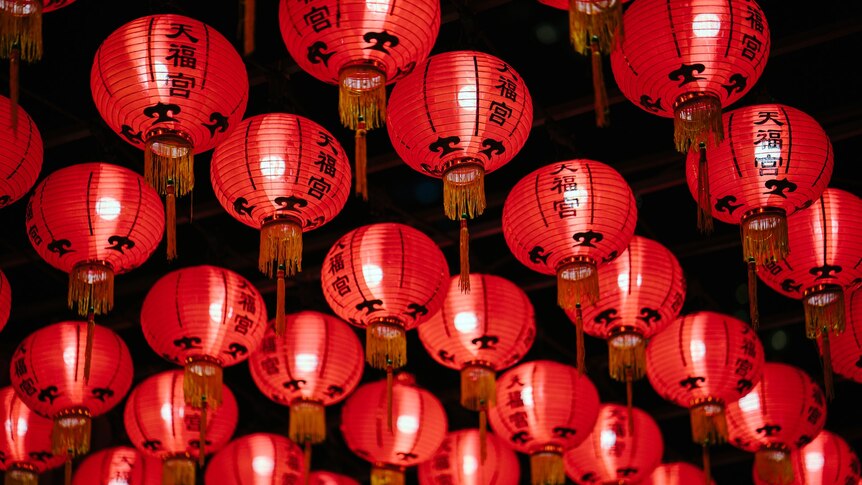 Explore the colour and history of China during Lantern Festival - ABC  Classic