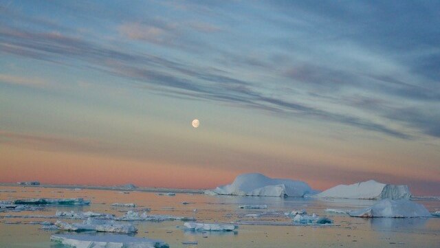 Photo of night time in Antarctica