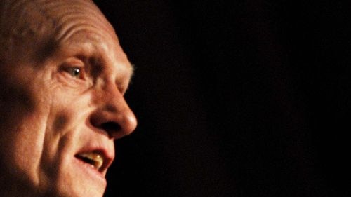Peter Garrett says Labor will prioritise funding for arts projects in regional areas.