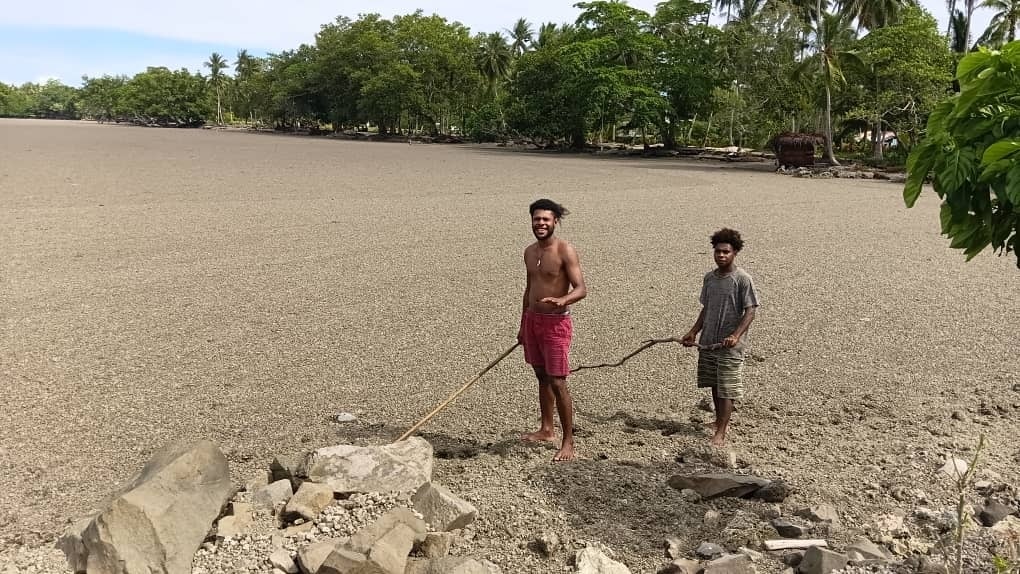 'Desert' of floating rock traps islands after undersea volcanic eruption
